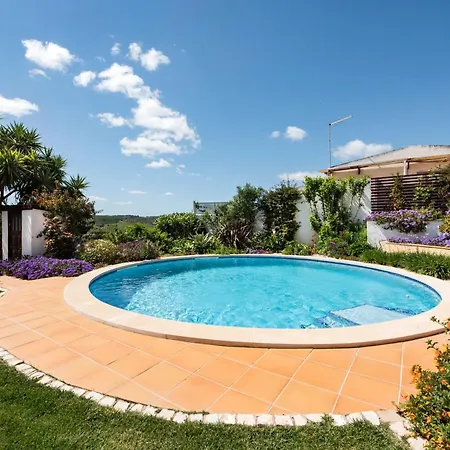 Charming 3 Bedroom Nestled Amongst The Orange Groves Of Silves, Algarve, Portugal Villa