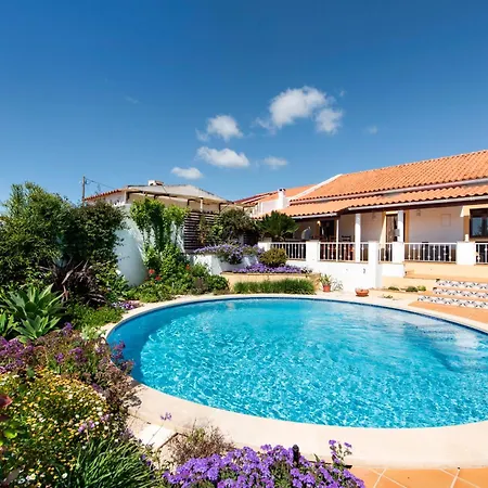 Villa Charming 3 Bedroom Nestled Amongst The Orange Groves Of Silves, Algarve, Portugal