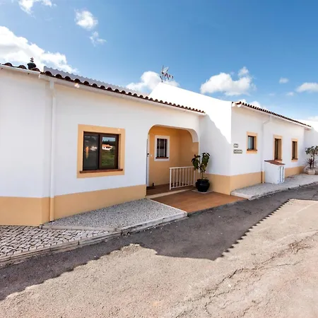Charming 3 Bedroom Nestled Amongst The Orange Groves Of Silves, Algarve, Portugal Silves