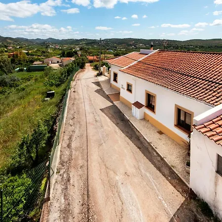 Villa Charming 3 Bedroom Nestled Amongst The Orange Groves Of Silves, Algarve, Portugal