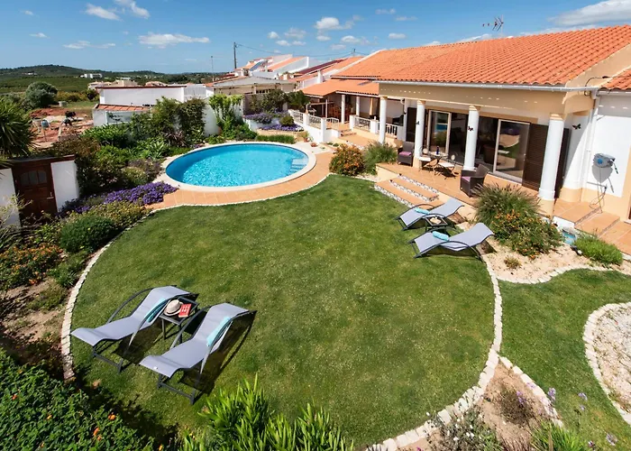 Charming 3 Bedroom Nestled Amongst The Orange Groves Of Silves, Algarve, Portugal *