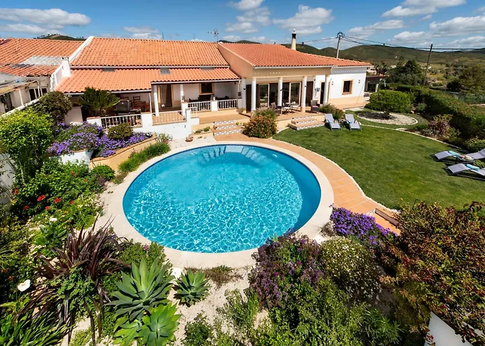 Charming 3 Bedroom Nestled Amongst The Orange Groves Of Silves, Algarve, Portugal