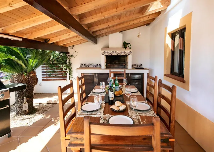 Charming 3 Bedroom Nestled Amongst The Orange Groves Of Silves, Algarve, Portugal Silves