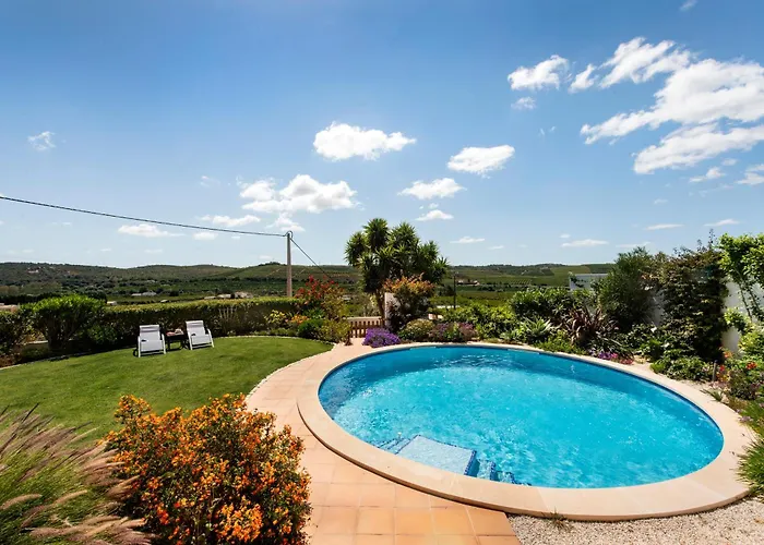 Charming 3 Bedroom Nestled Amongst The Orange Groves Of Silves, Algarve, Portugal Willa *