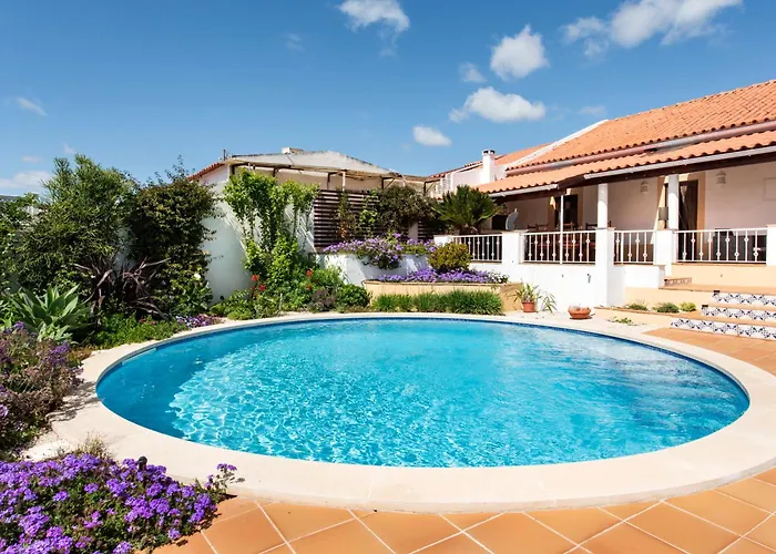 Charming 3 Bedroom Nestled Amongst The Orange Groves Of Silves, Algarve, Portugal *