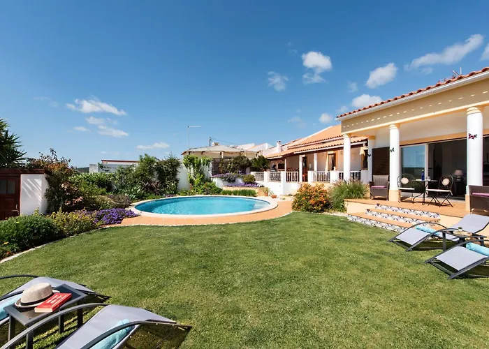 Willa Charming 3 Bedroom Nestled Amongst The Orange Groves Of Silves, Algarve, Portugal