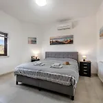 Charming 3 Bedroom Nestled Amongst The Orange Groves Of Silves, Algarve, Portugal * سيلفيس
