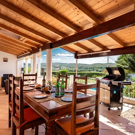 Charming 3 Bedroom Nestled Amongst The Orange Groves Of Silves, Algarve, Portugal Villa Silves