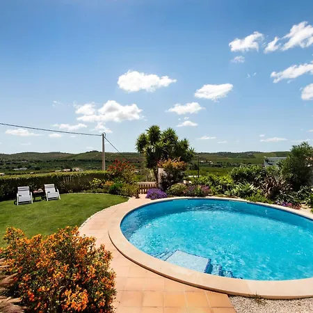 Charming 3 Bedroom Nestled Amongst The Orange Groves Of Silves, Algarve, Portugal Villa *