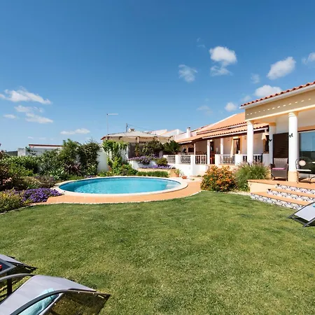 Villa Charming 3 Bedroom Nestled Amongst The Orange Groves Of Silves, Algarve, Portugal