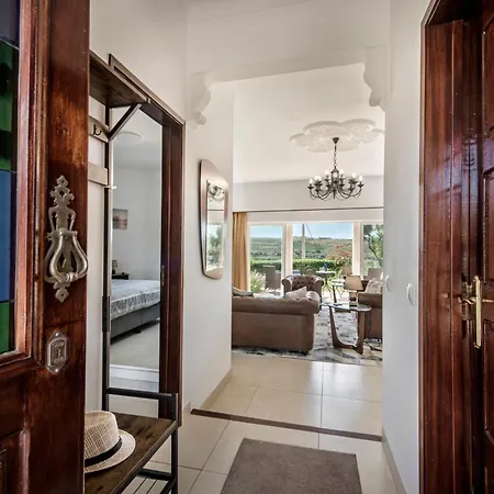 Villa Charming 3 Bedroom Nestled Amongst The Orange Groves Of Silves, Algarve, Portugal Silves