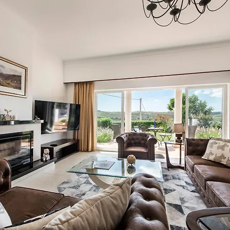 Charming 3 Bedroom Nestled Amongst The Orange Groves Of Silves, Algarve, Portugal *